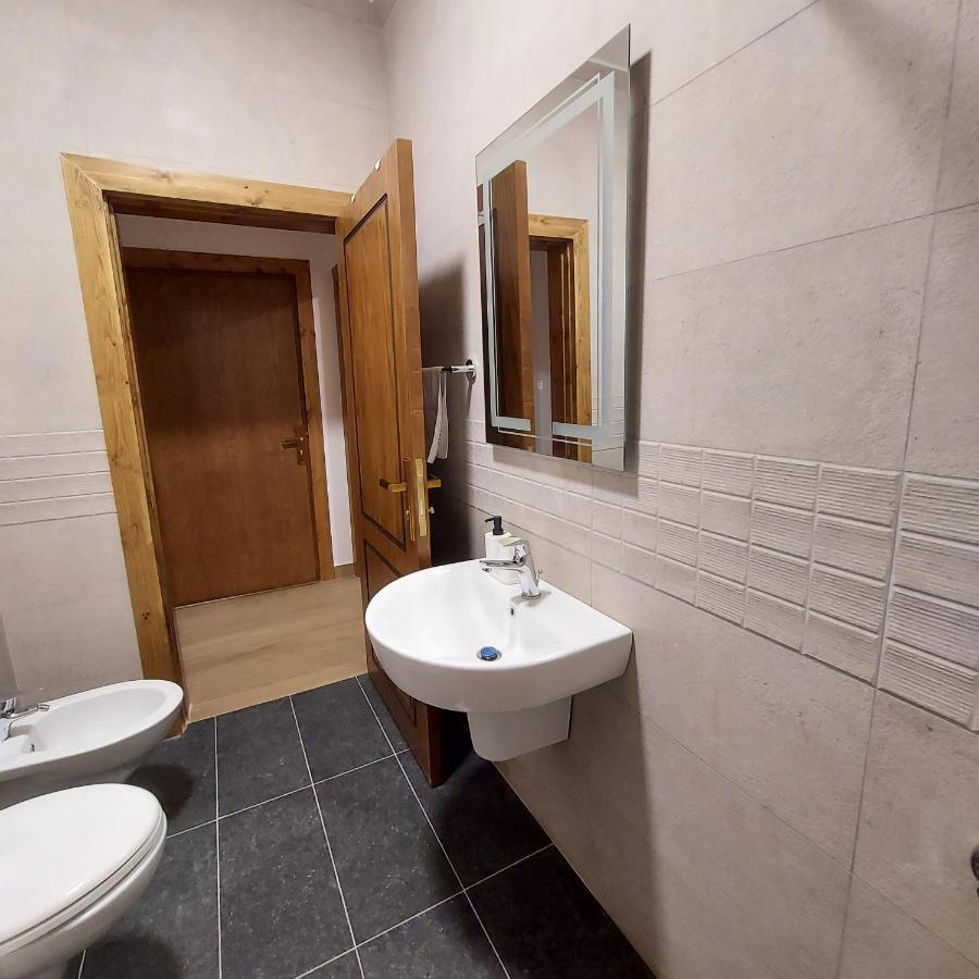 Coco Guesthouse Мадаба Экстерьер фото