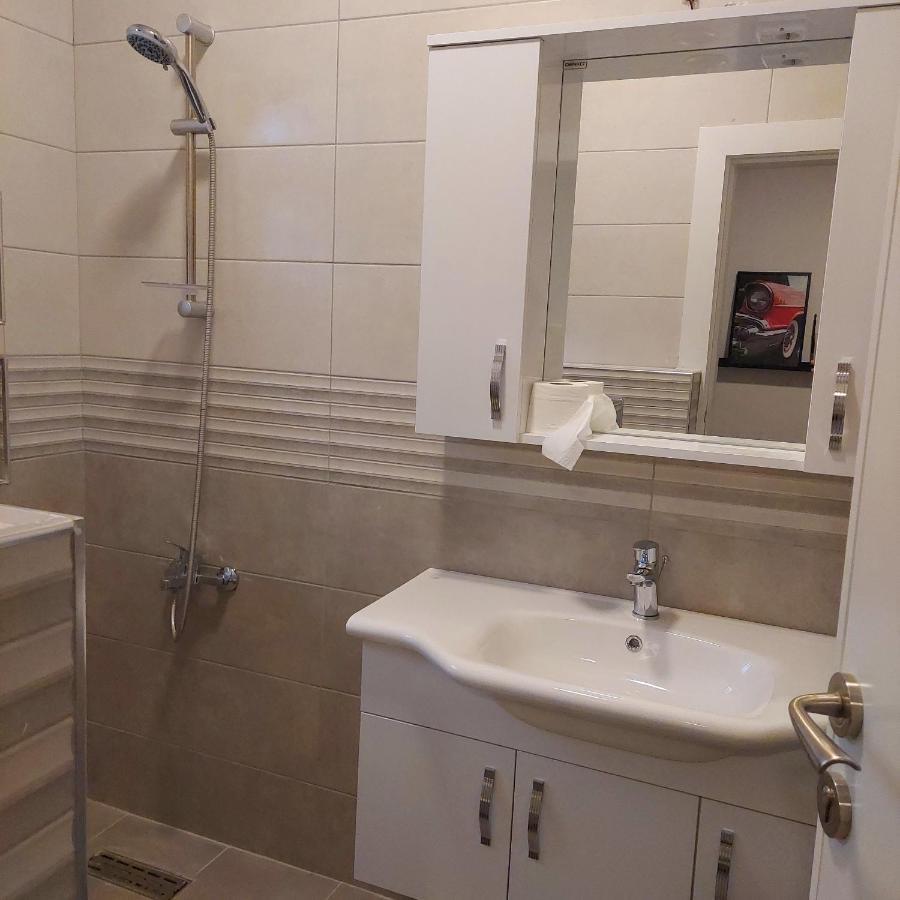 Coco Guesthouse Мадаба Экстерьер фото